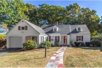 126 Cliff Rd, Milton, MA 02186