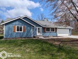 2211 270th St, Donnellson, IA 52625