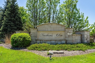 1 Leanda Ln, South Barrington, IL 60010