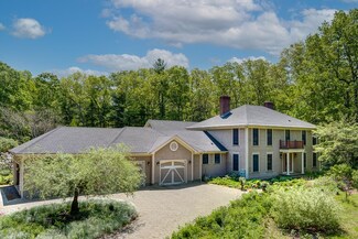 64 Lackey Rd, Upton, MA 01568
