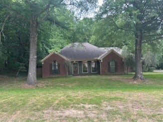 534 Wedgewood Dr, Oxford, MS 38655