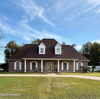 320 Azalea Dr, Crowley, LA 70526