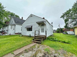 1812 40th St, Rock Island, IL 61201
