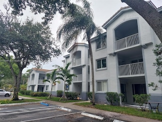 2640 S University Dr Unit 125, Davie, FL 33328