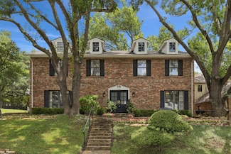 9315 Moss Circle Dr, Dallas, TX 75243