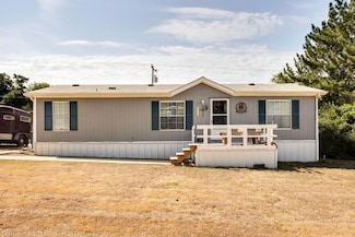 713 Skylark Dr, Granbury, TX 76049