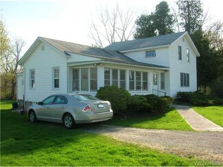 524 Knapp Rd, Akron, NY 14001