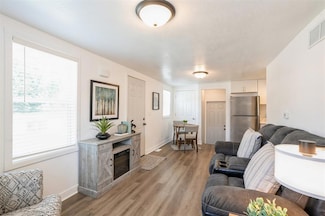 1116 Herold Ave, Des Moines, IA 50315