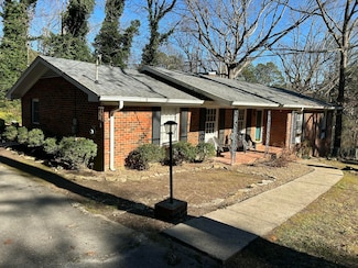 206 Hammond Dr, Summerville, GA 30747