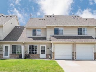 2248 Affirmed Dr, Shakopee, MN 55379
