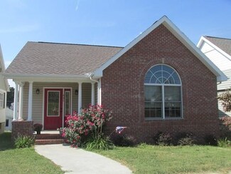 421 12th St, Tell City, IN 47586