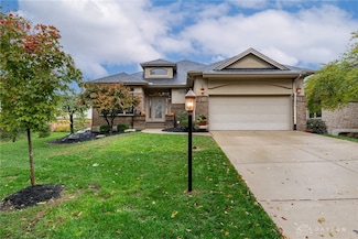 981 Eagle Run Dr, Dayton, OH 45458