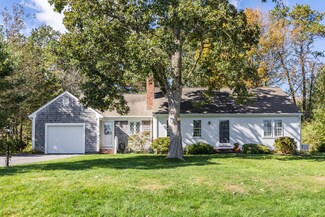 38 Bramble Ln, Dennis, MA 02638