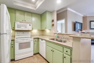 2020 Camino de la Reina Unit 2206, San Diego, CA 92108