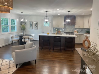 5840 Charing Place, Charlotte, NC 28211