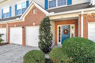 1006 Bartlett Cir, Hillsborough, NC 27278