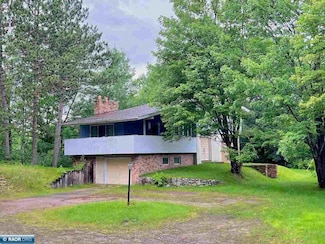 6647 Shady Pines Dr, Virginia, MN 55792