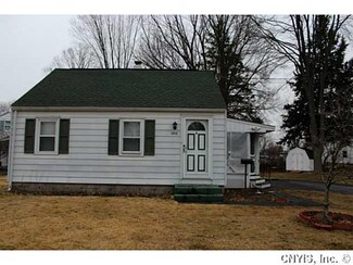 100 Brooke Dr, Syracuse, NY 13212
