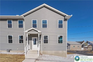 2016 Center St, Whitehall, PA 18052