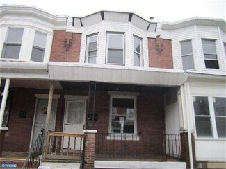 2228 S Hobson St, Philadelphia, PA 19142