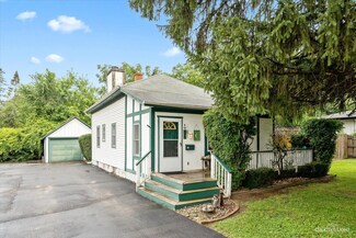 644 E Main St, South Elgin, IL 60177