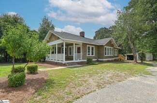 211 Connecticut Ave, Greer, SC 29650