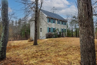 64 Crane Crossing Rd, Newton, NH 03858