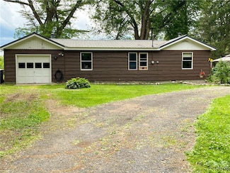 3036 Haskins Rd, Blossvale, NY 13308