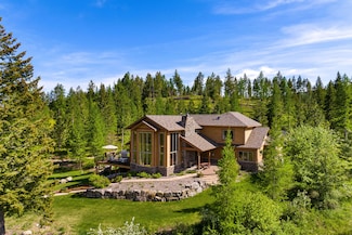 550 Blacktail Heights, Lakeside, MT 59922