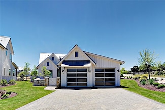 19517 Flying J Blvd Unit 6, Spicewood, TX 78669