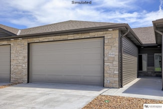 6969 Claystone Dr, Lincoln, NE 68521