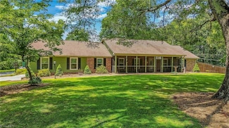 2146 Brushy Mountain Rd, Wilkesboro, NC 28697