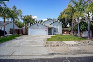 1905 Concannon Dr, Oakley, CA 94561
