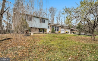 7494 Spring Rd, New Bloomfield, PA 17068