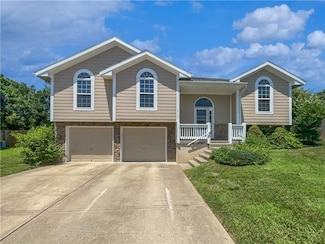 18100 E 11th Terrace Ct N, Independence, MO 64056