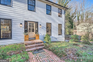2212 Brookfield Dr, Lawrenceville, GA 30043
