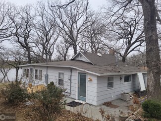 1635 Summit Lake Ave, Creston, IA 50801