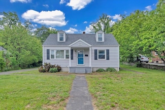 1402 Aspen St NW, Roanoke, VA 24017