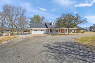 268 Roland Rd, Whitesboro, TX 76273