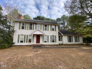 312 Edinboro Dr, Southern Pines, NC 28387