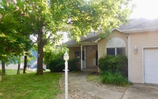 5547 Ryan Dr, Oreana, IL 62554
