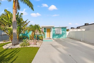 4570 67th St N, Saint Petersburg, FL 33709