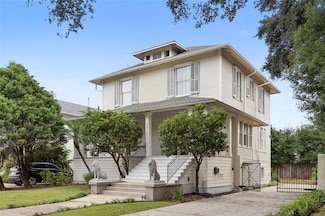 7911 S Claiborne Ave, New Orleans, LA 70125