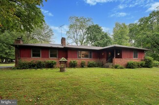 1 Summit Ave, Chadds Ford, PA 19317