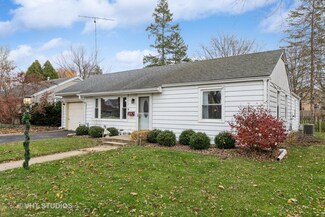 629 S 2nd St, West Dundee, IL 60118