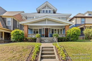 739 Prospect Ave SE, Grand Rapids, MI 49503