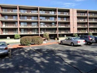 148 Marble St Unit 502, Stoneham, MA 02180