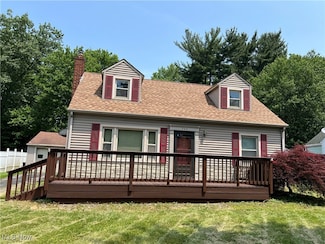 744 Nellbert Ln, Youngstown, OH 44512