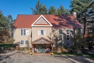 4427 W Hill Rd S, Jamaica, VT 05343