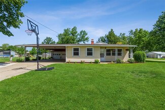 178 Mayden Ave SW, Cedar Rapids, IA 52404